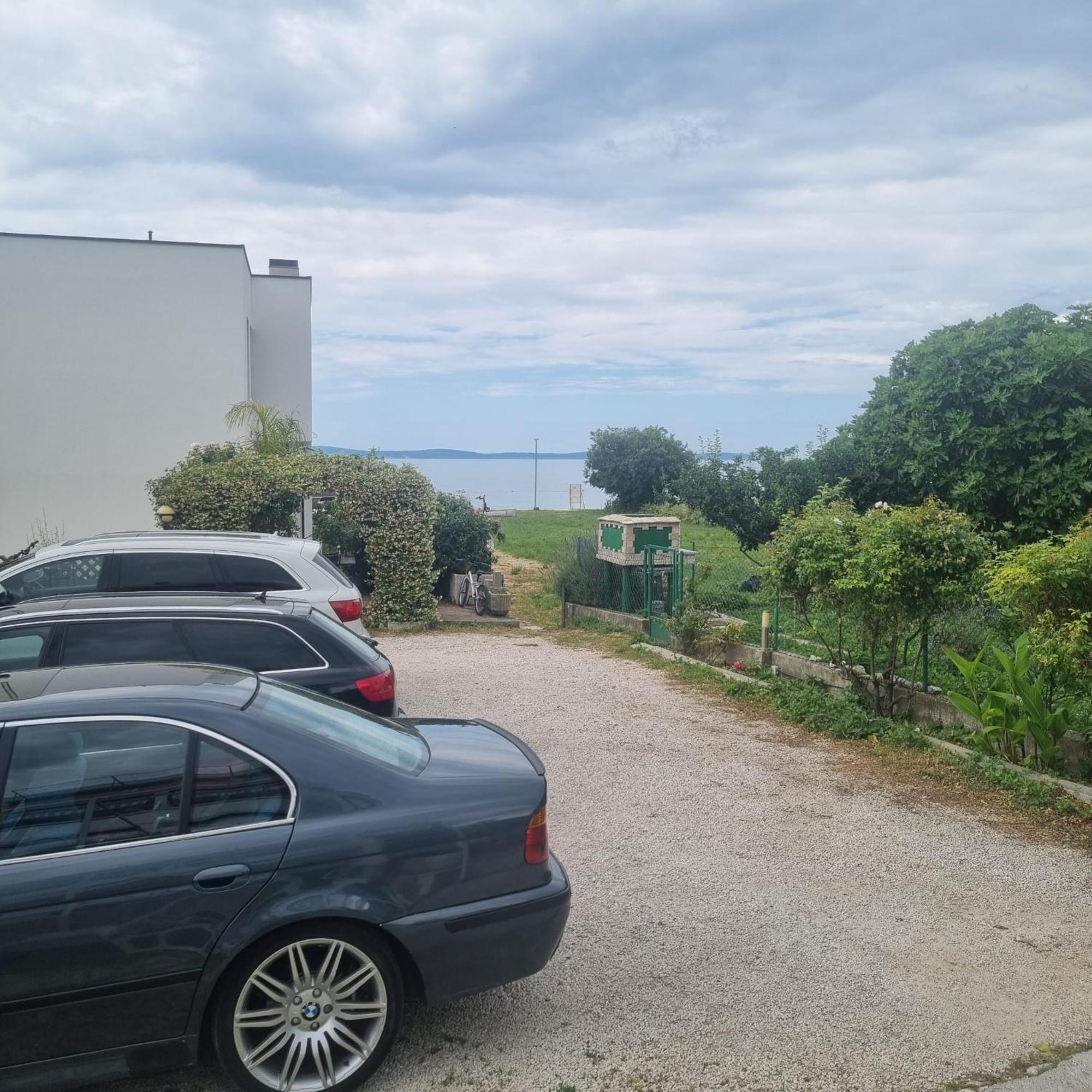 Sara Appartement Podstrana Buitenkant foto