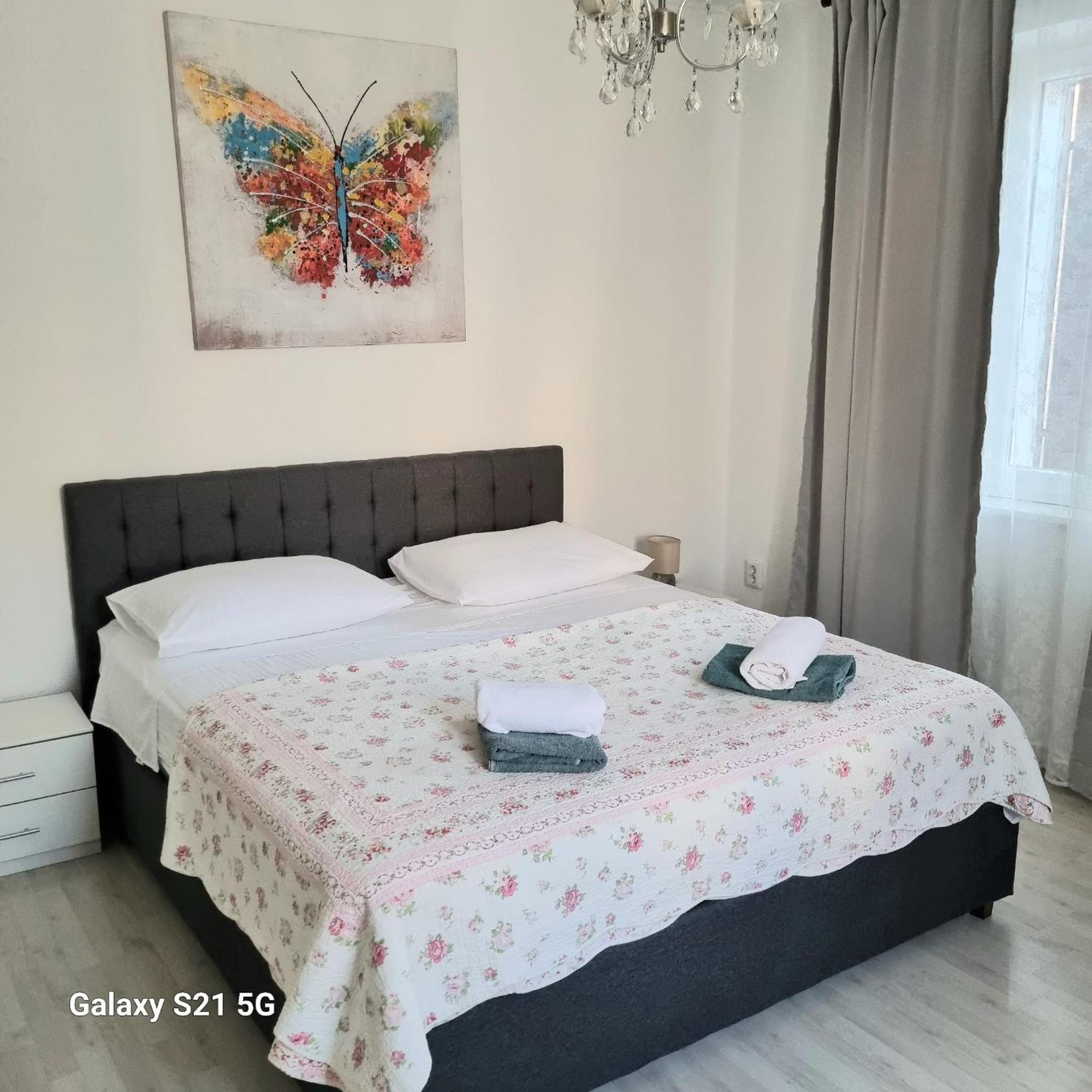 Sara Appartement Podstrana Buitenkant foto